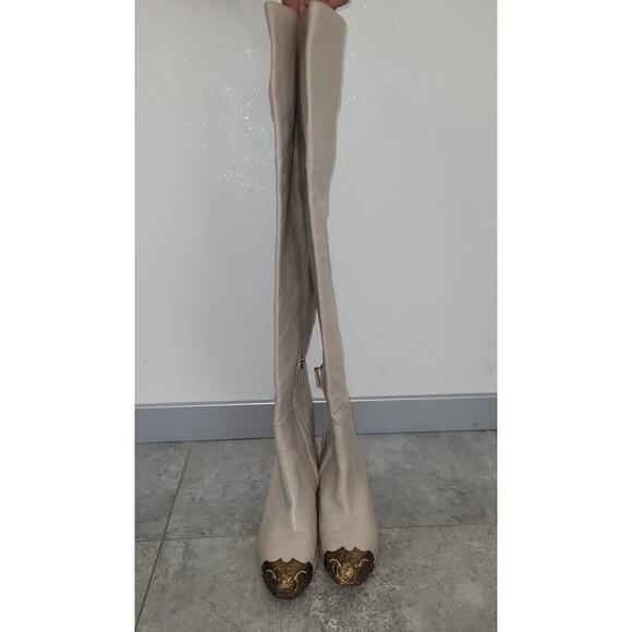 Chanel Beige Leather Paris Dallas Metal Cap Toe Thigh High Boots/Bootie Sz. 40 - Picture 10 of 16